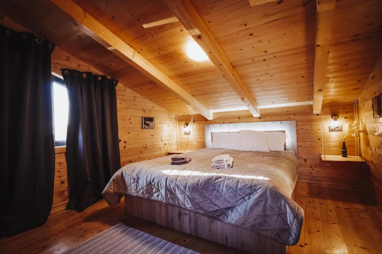 Holiday Home Nightswim Inn Vrbovec Exterior foto
